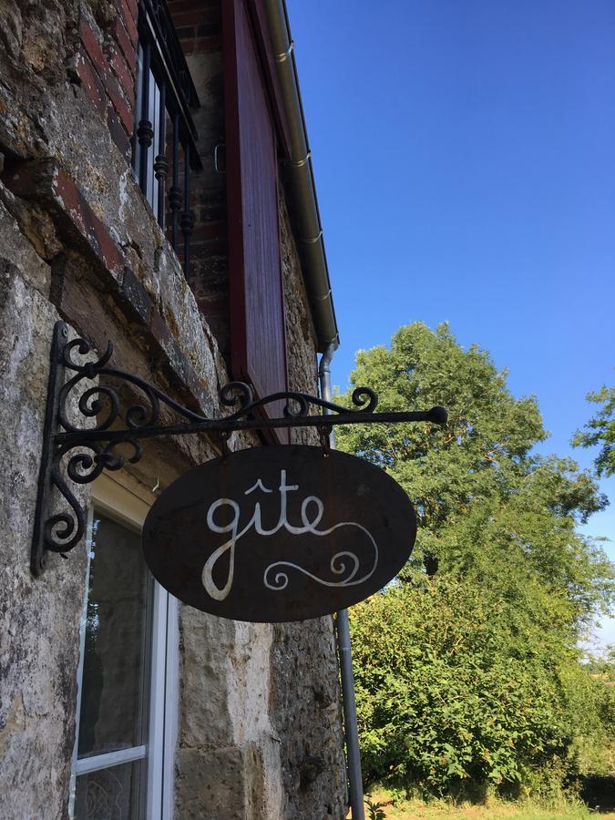 Hotel Gite Le Puy Rabasteau Chantonnay Exterior foto